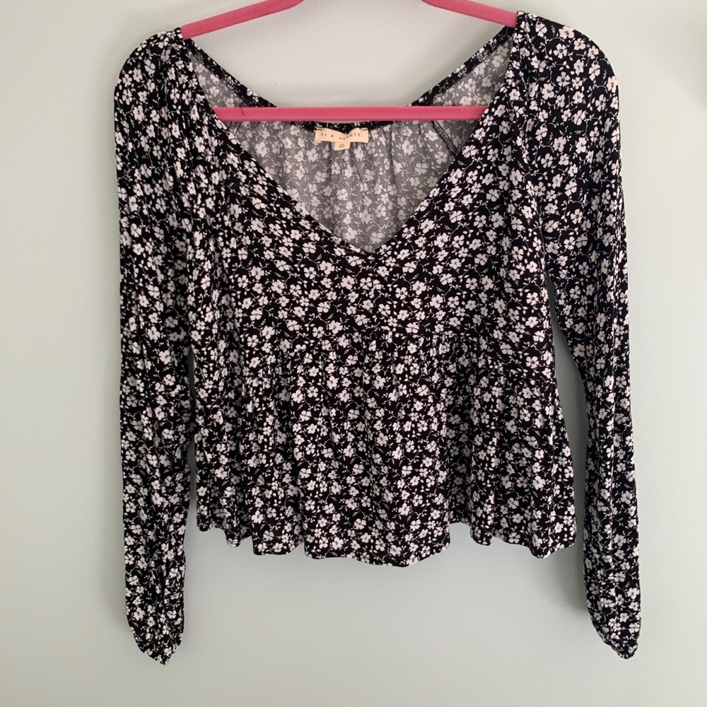 Long sleeve top